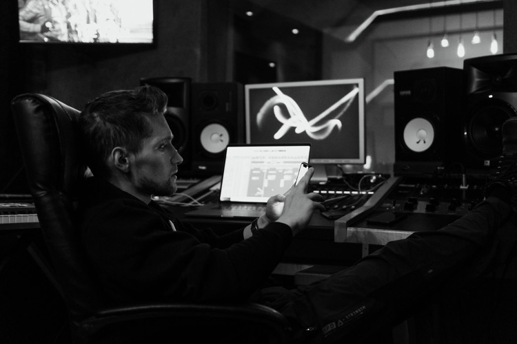 Lucidious: "He ignored playlists because playlists ignored him"